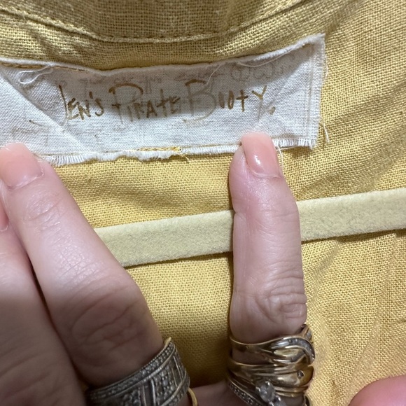 $176 Jen’s Pirates Booty Amazon Palmetto Romper (sold out in this color) M/L - Picture 3 of 6